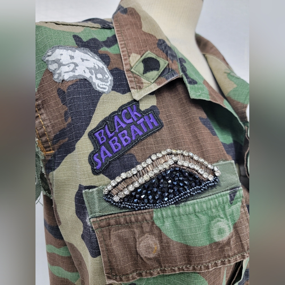 US Army Fringe Ozzy Vest Rock Patches Harley Davidson Upcycled - Picture 11 of 15